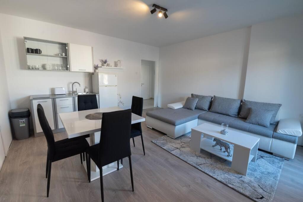 Apartman Iva Apartment Zadar Exterior photo